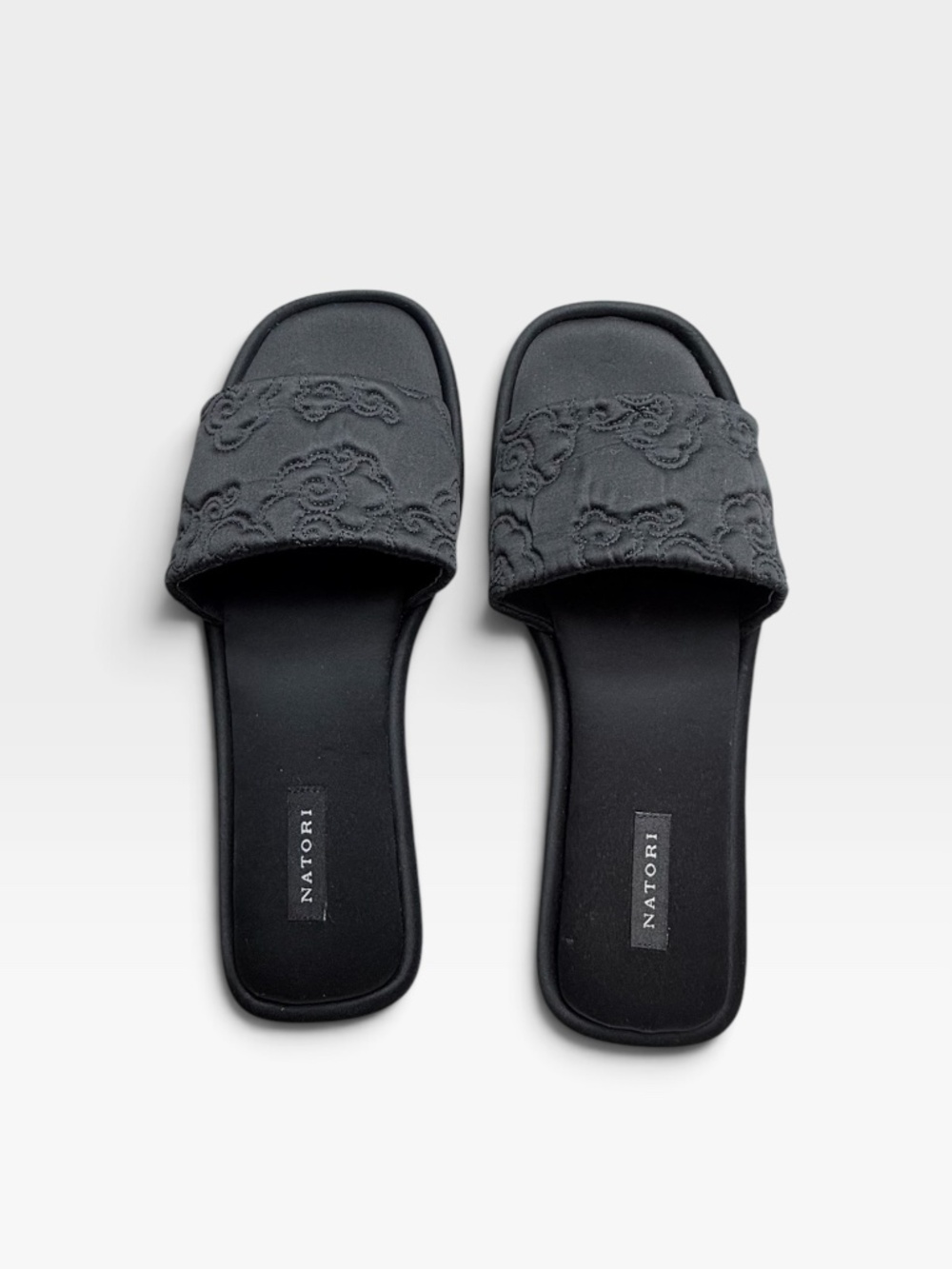 Natori Radial Quilted Cloud Slide Sandal Women's Shoe Size 7M Black